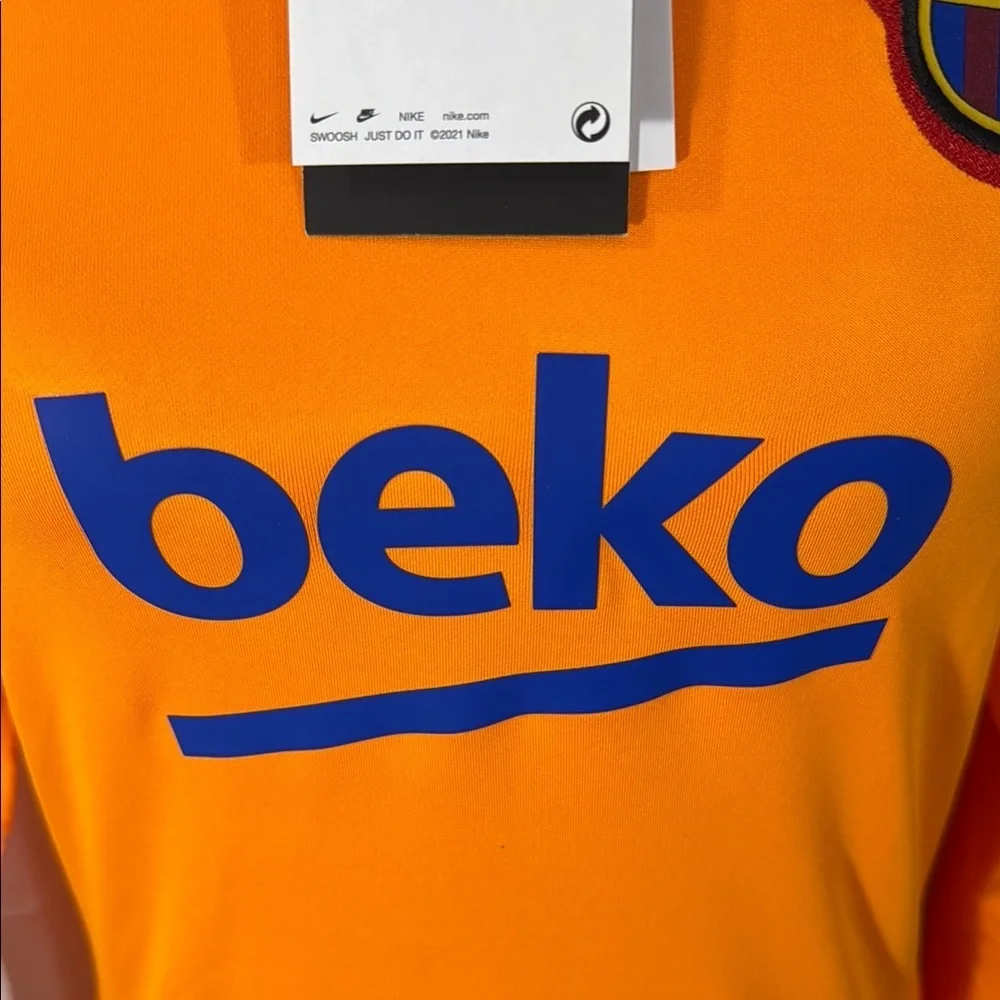 Nike Women’s FC Barcelona Orange Long Sleeve Jersey S NWT